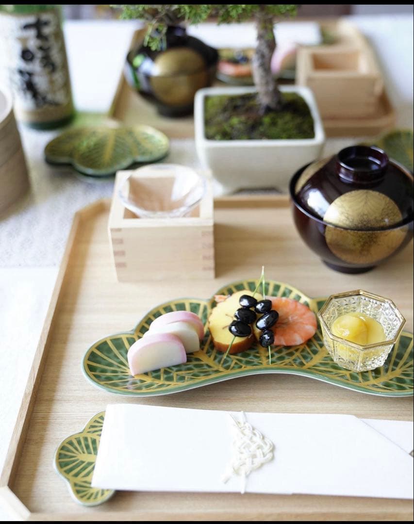 有田焼　幸楽窯　錦茶緑金松葉形前菜皿　銘々皿4点セット