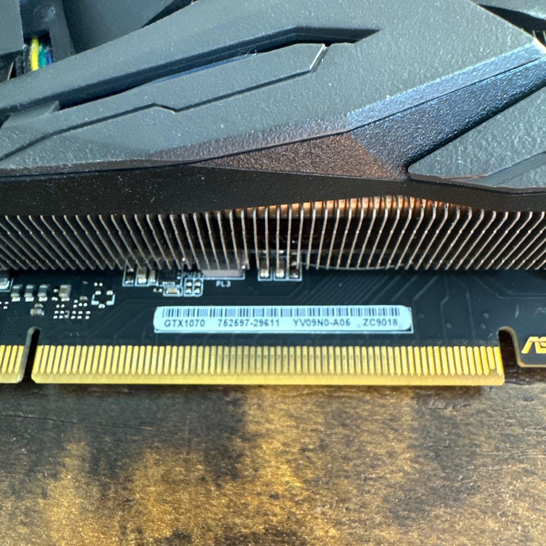 ASUS ROG STRIX GTX1070 O8G GAMING 動作確認済み