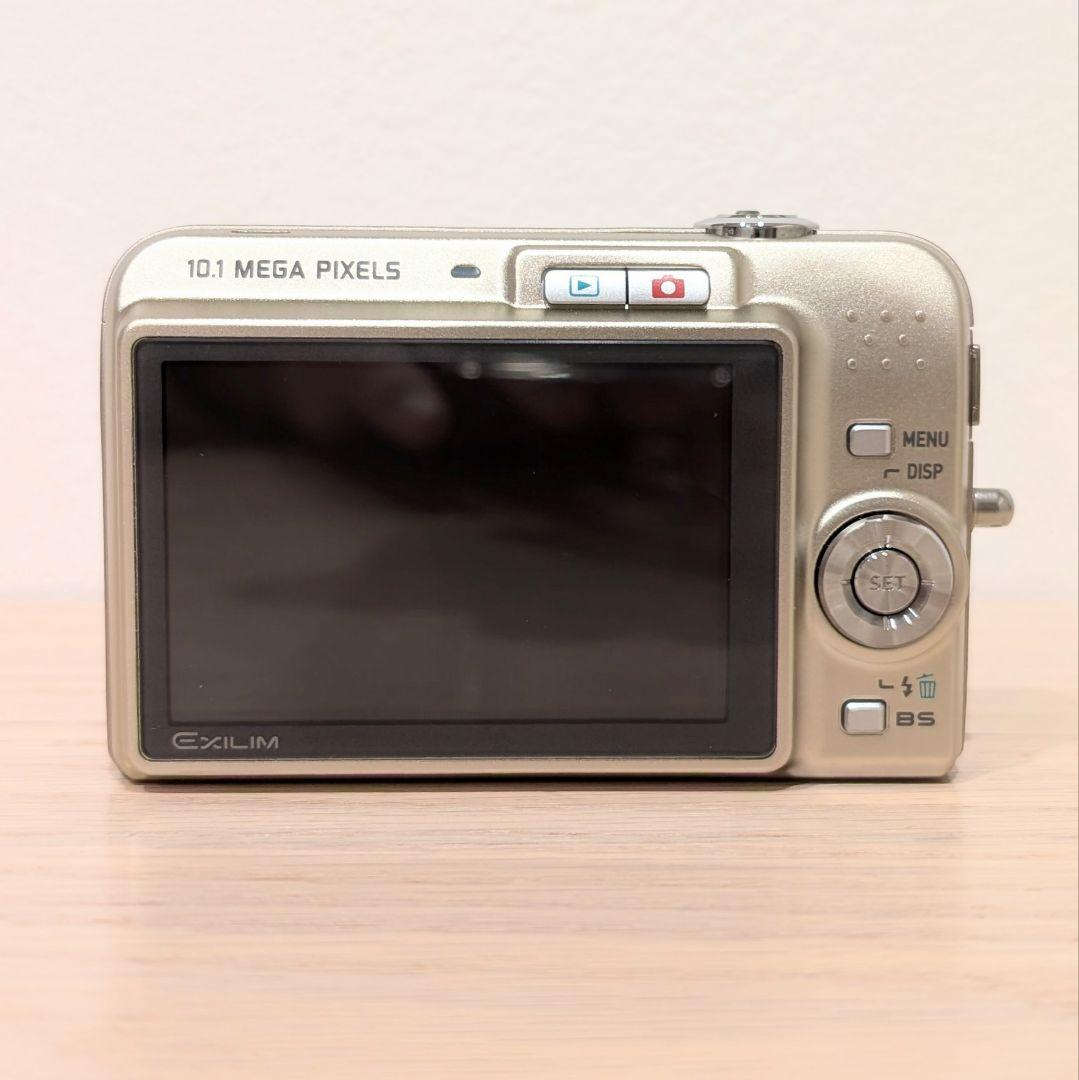 美品 動作確認済 CASIO EX-Z1050 デジカメ 付属品多数 ゴールド