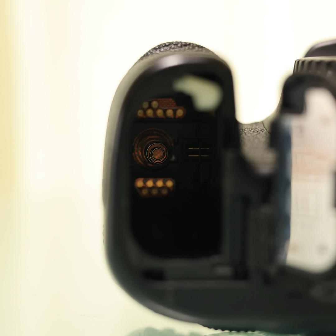 Canon EOS 70D ボディ