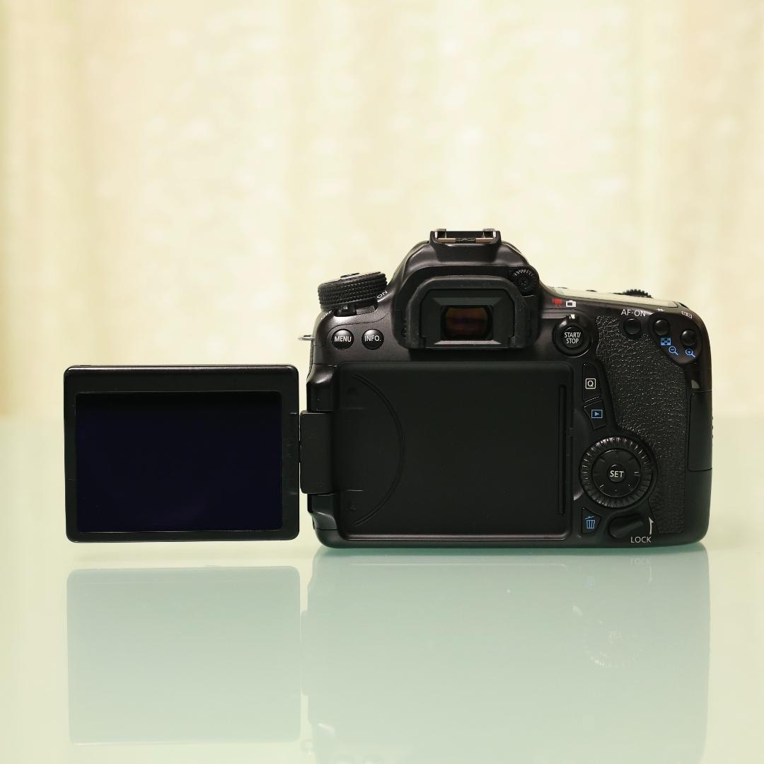 Canon EOS 70D ボディ