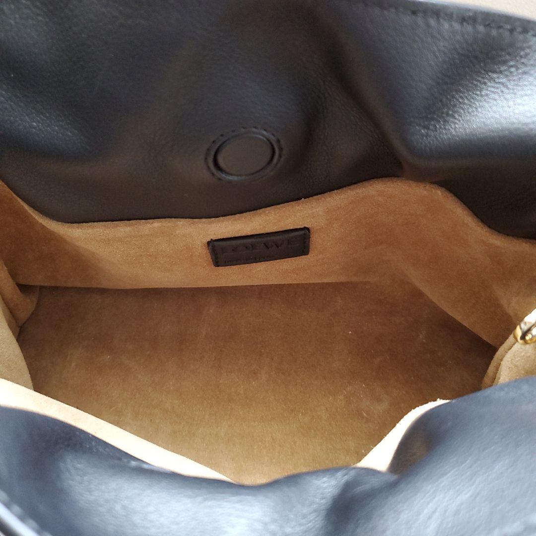 LOEWE ショルダーバッグ 黒 レザー
