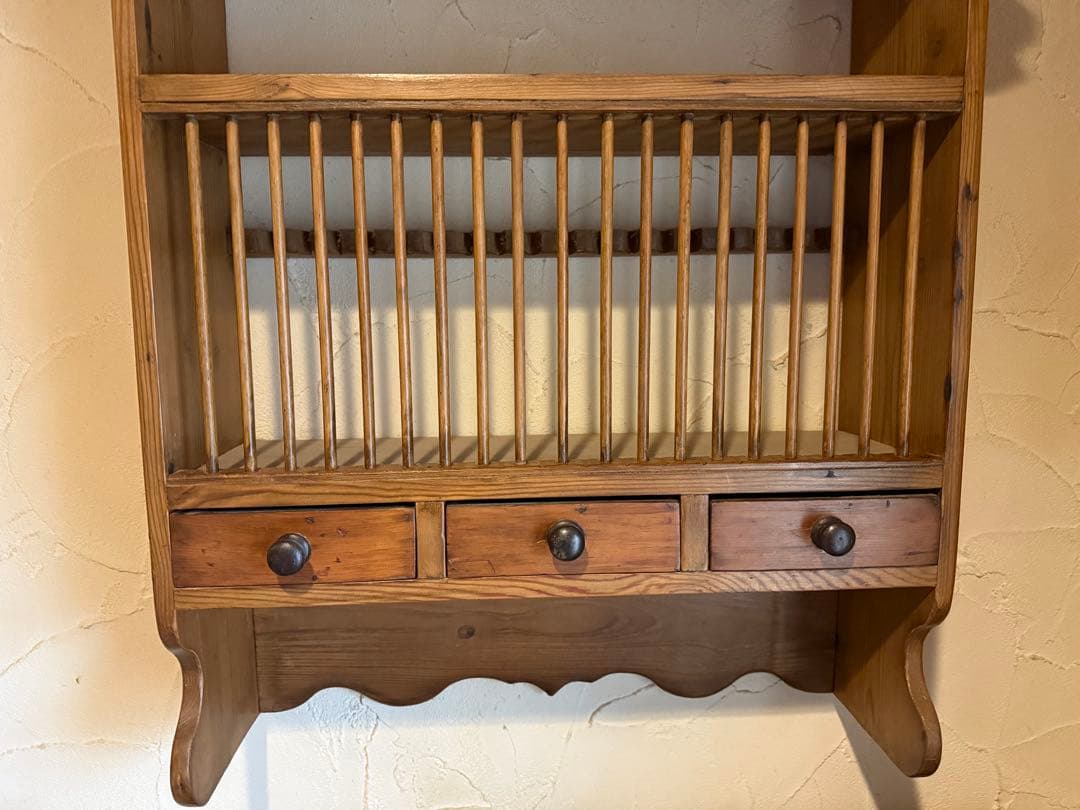 イギリスアンティークオールドパイン　プレートラック