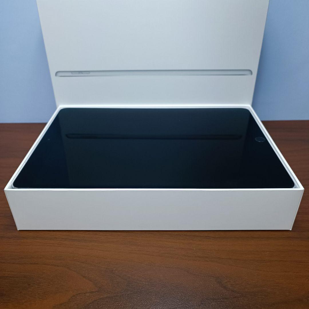 (美品) iPad Pro 10.5 Simフリー256GB、 Keyboard