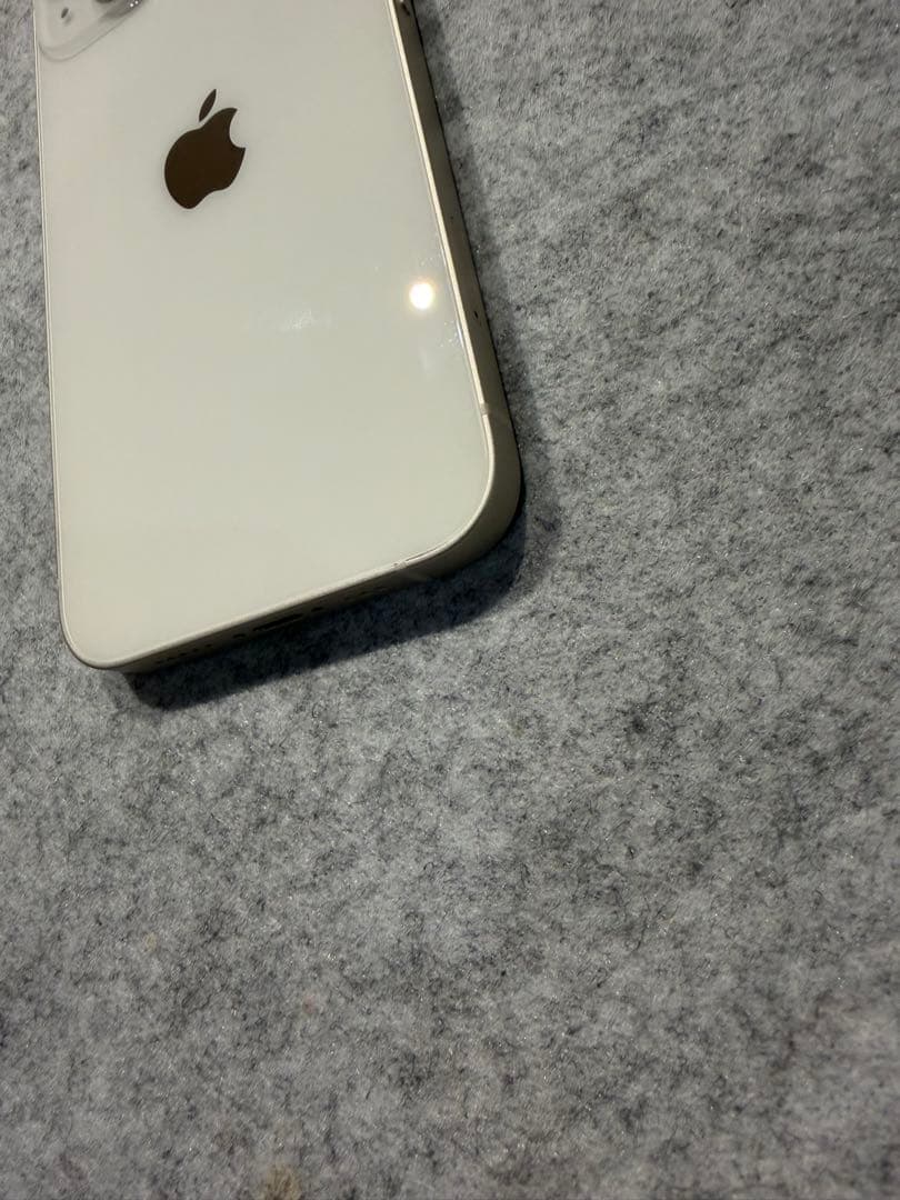 Apple iPhone 14シルバー 本体