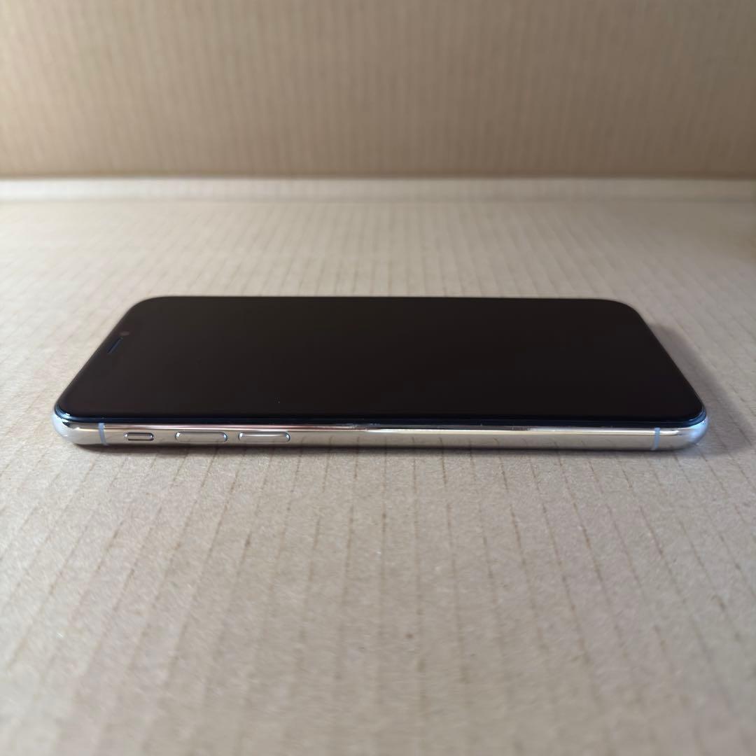 iPhone X シルバー 64GB SIMフリー 【箱・充電器付き／外装美品】