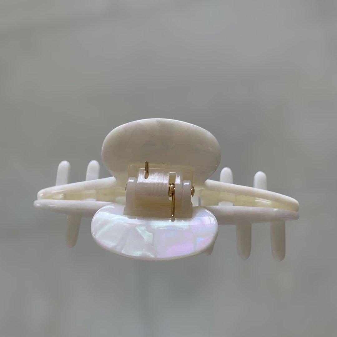 alo パールホワイト ヘアクリップ　新品