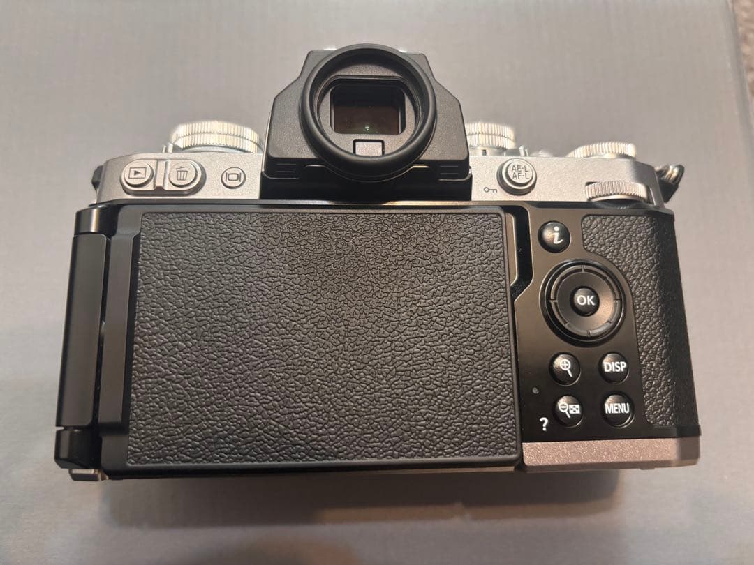 Nikon Zfc 28mm f/2.8 Special Edition キット