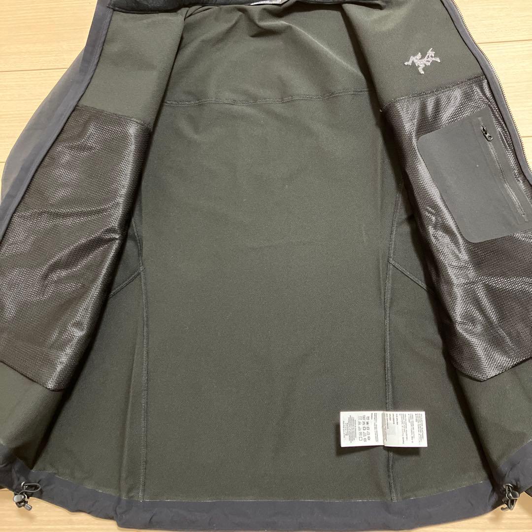 s*8様 ARC’TERYX ガンマジャケットブラックL 2024-2025モデ
