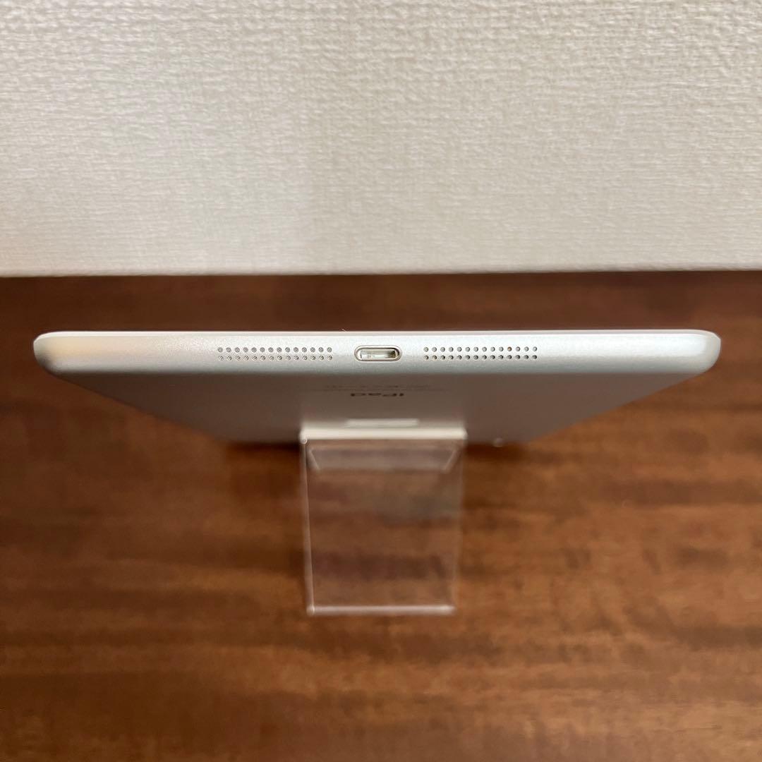 【美品】Apple iPad mini2 Wi-Fiモデル 64GB シルバー