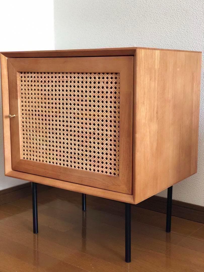 ラタン サイドテーブル　チェスカチェア風 収納　棚