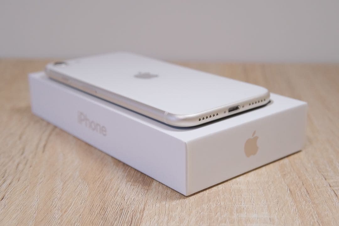 iPhone se 第3世代 本体 SIMフリー