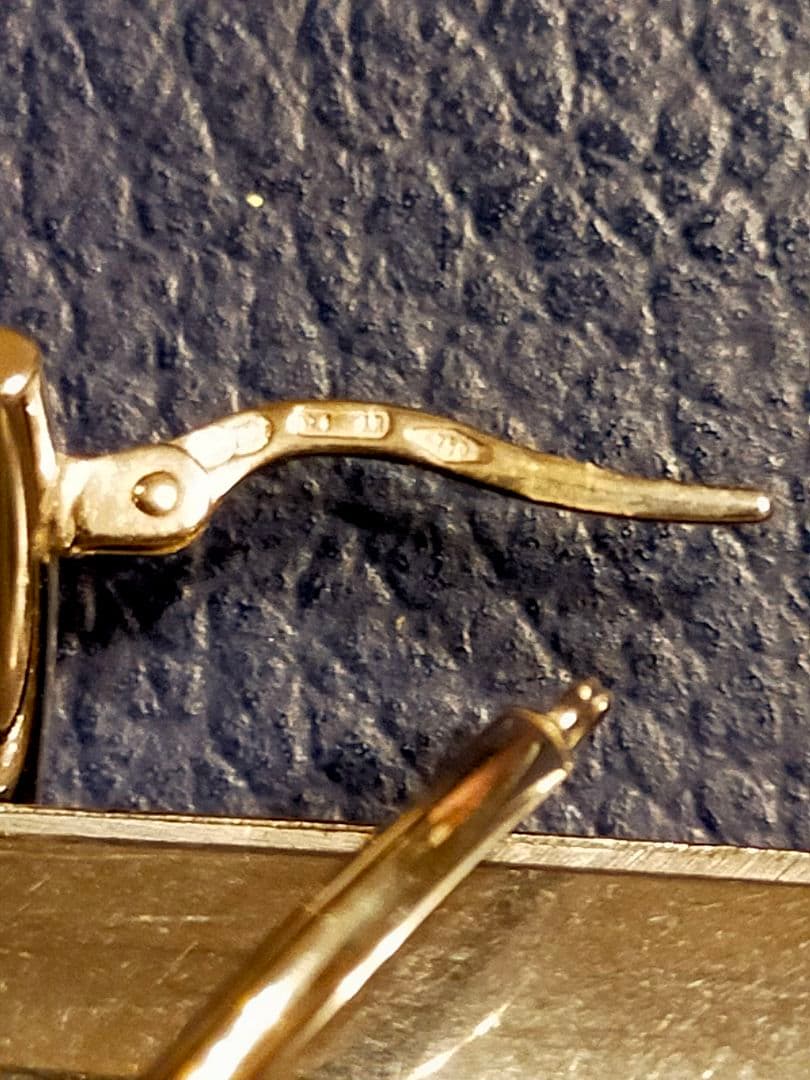 最終価格！ウノアエレ片耳ピアスK18WG