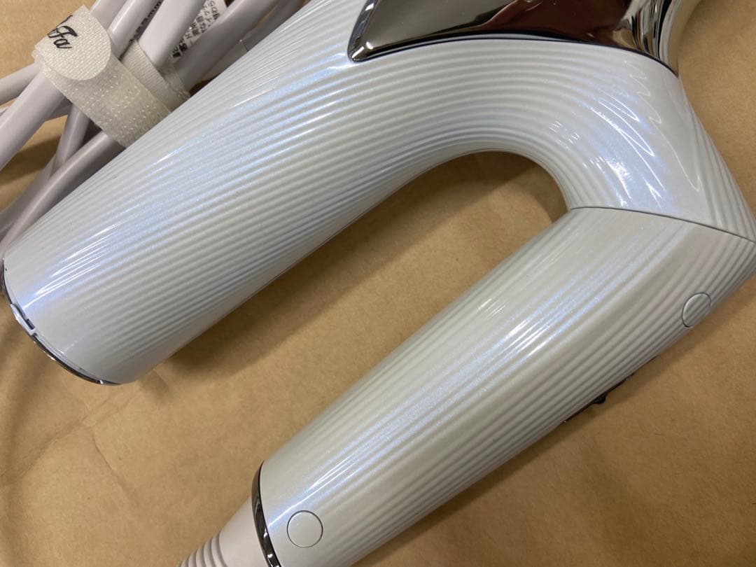 2023年製リファ ビューテックドライヤー スマートRE-AN-02A(訳あり)