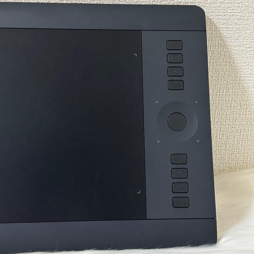 液タブ・ペンタブ wacom Intuos Pro medium PTH-651/K0