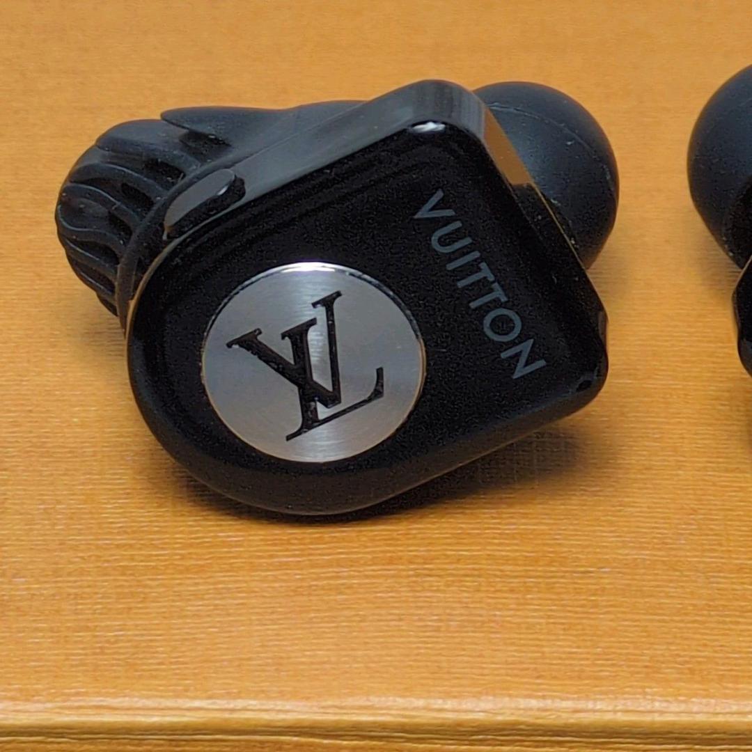 Louis Vuitton ルイヴィトン ホライゾンワイヤレス イヤホン　付属品