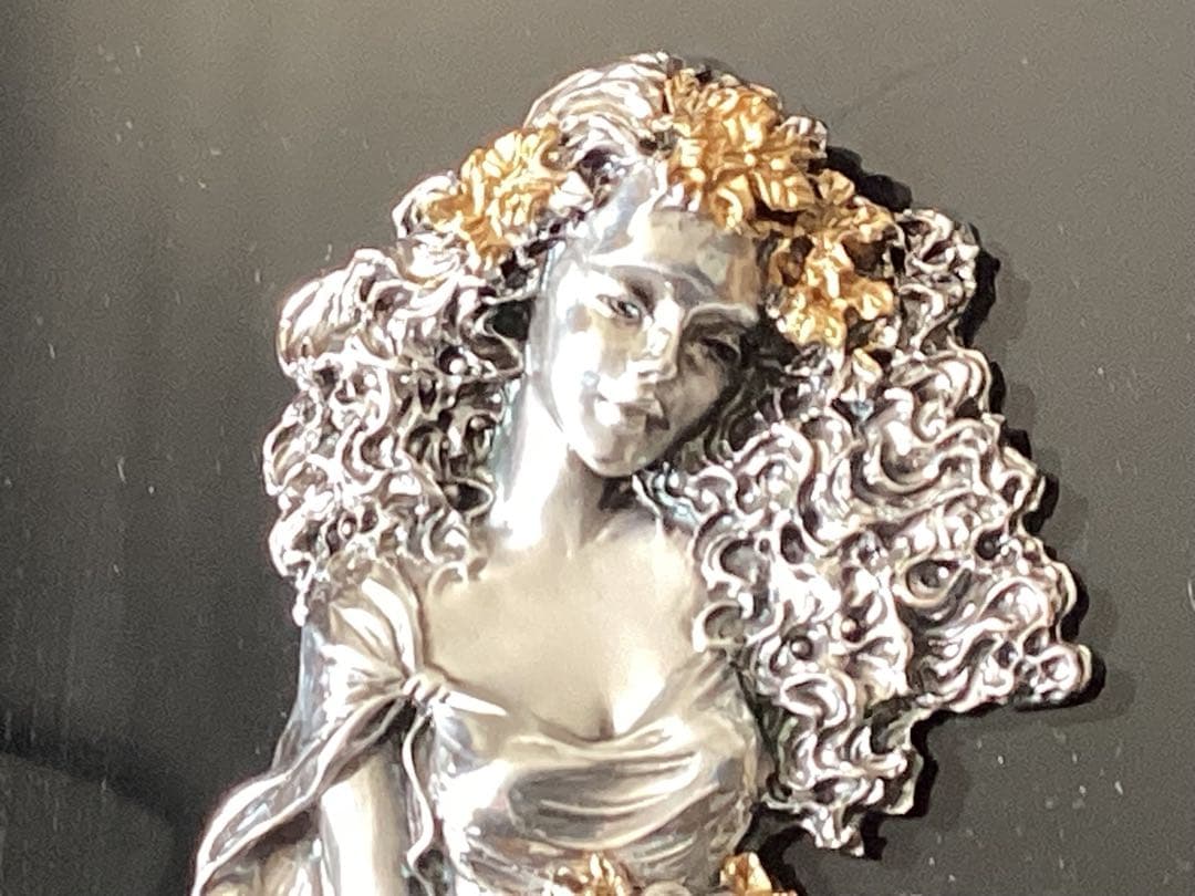 BRUNEL社イタリア製銀製立体女神レリーフ　額入り豪華ケース　カットガラス版