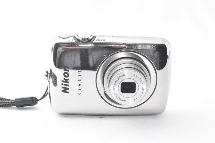 Nikon ニコン COOLPIX S01 シルバー 鏡面