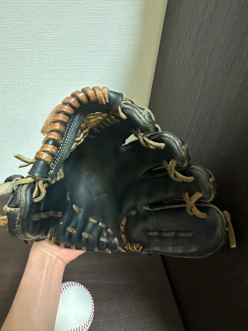 アンダーアーマー 硬式グローブ 内野手用 松田宣浩モデル ブラック