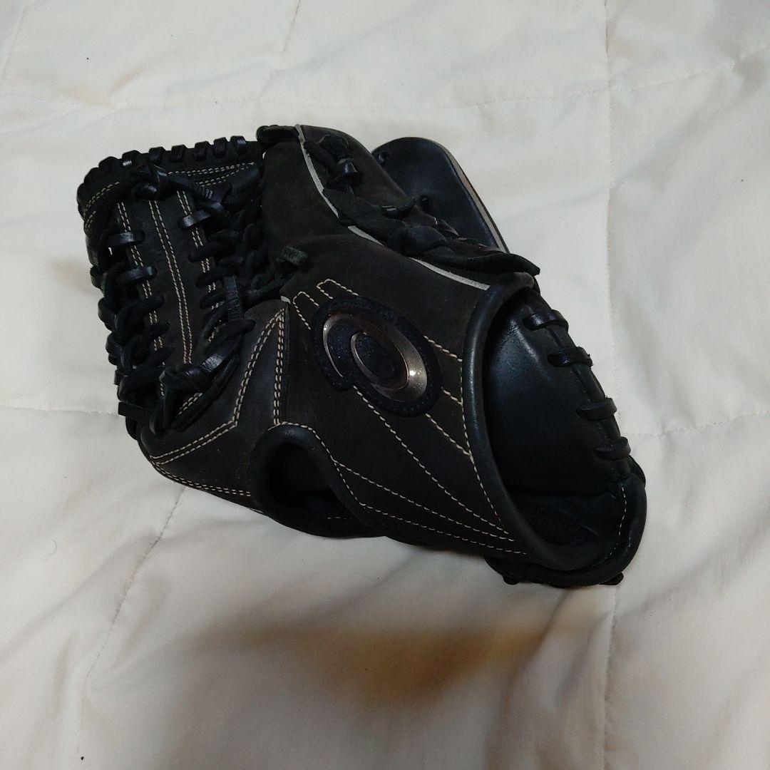 ASICS．．．アシィクス...BＬAXE