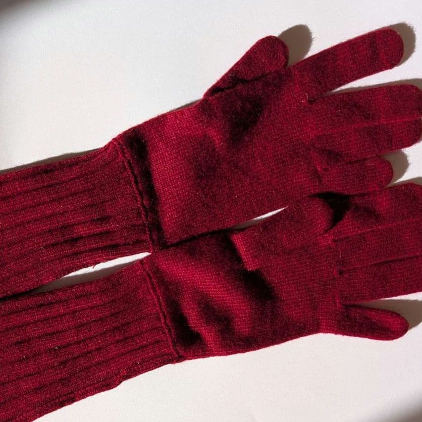 美品 HERMES カシミヤ手袋 赤 ロング丈 全長37.5 手囲い21 d01