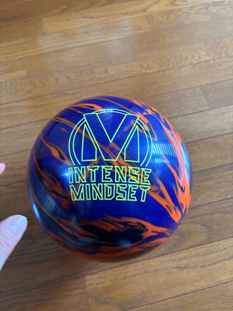 INTENSE MINDSET ボウリングボール