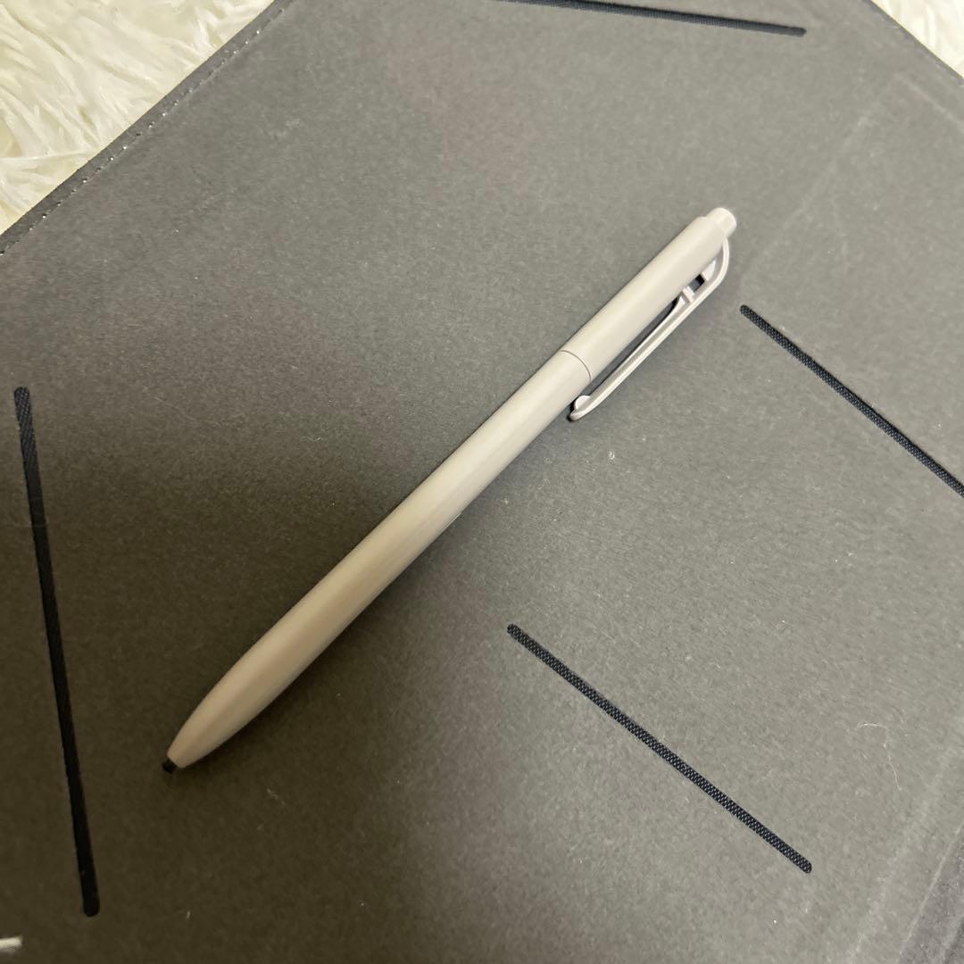 【極美品】クアデルノ　A5 Gen3 最新モデル　純正カバー　純正ラミーペン