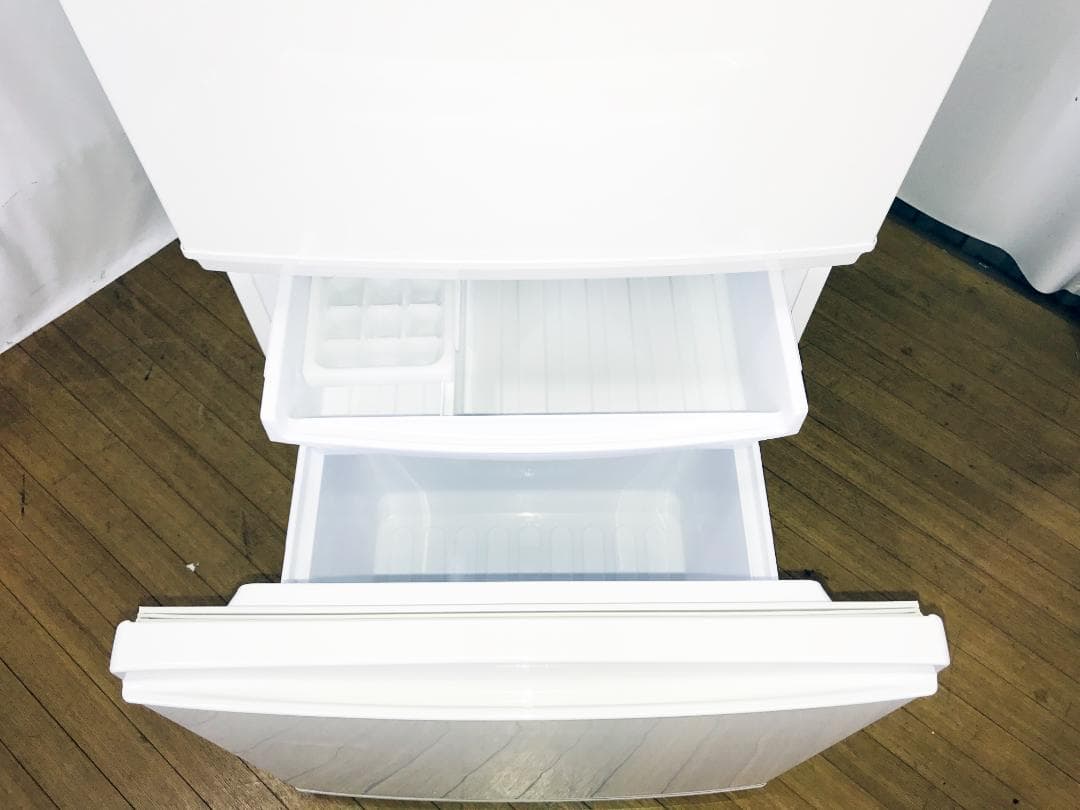 送料無料！SHARP 137L 冷蔵庫【SJ-D14A-W】
