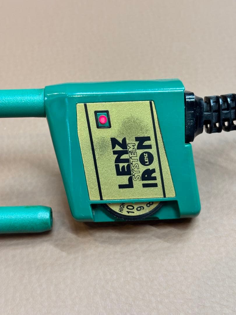 LENZ α-4Gレンツアイロン 5角 4ミリ　理容アイロン　ラバー新品