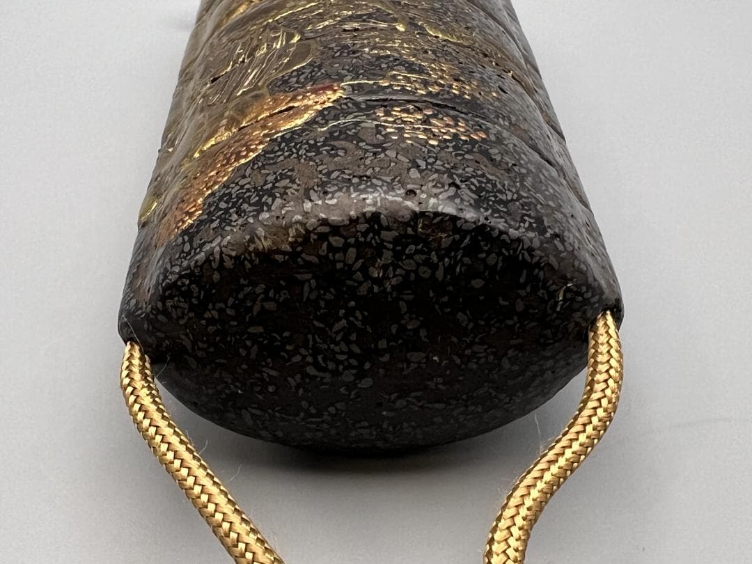 蒔絵五段印籠 風景図蒔絵 金梨地 瓢箪仙人牙根付 瑪瑙 緒締 精細細工 明治時代