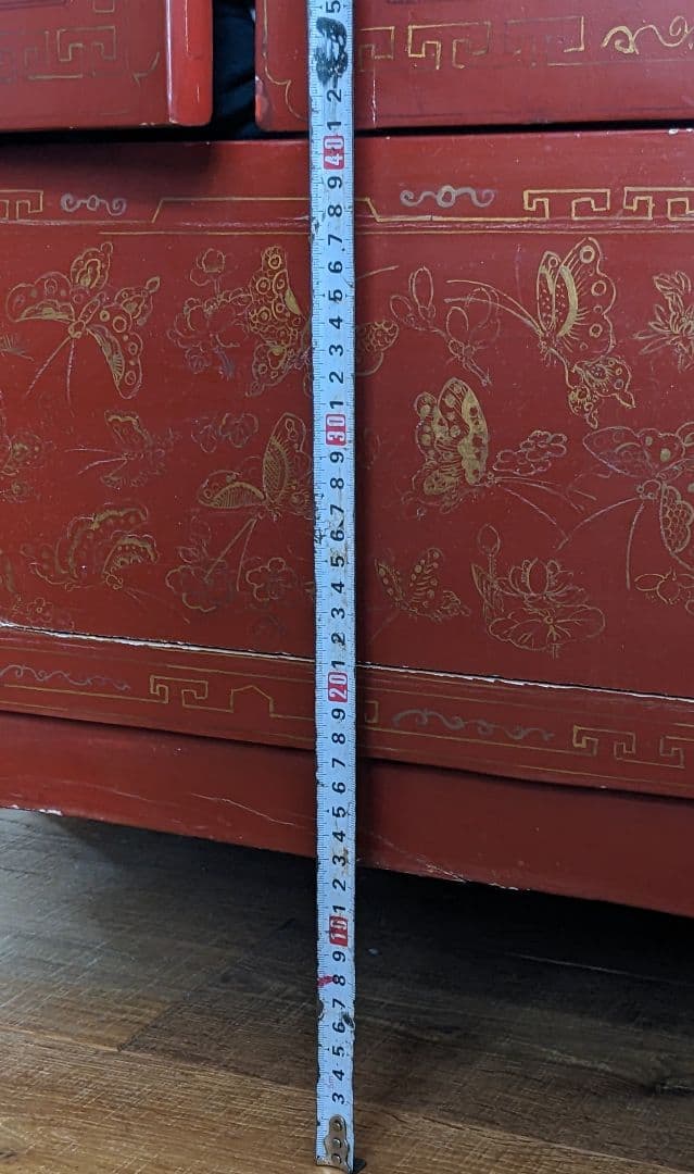 ✨シンガポール家具　存在感のある素敵な…キャビネット　落ち着いた朱赤色✨