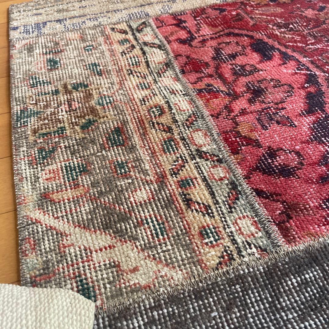 55×86 パッチワーク　グレイボタニカル　深み赤　トルコヴィンテージラグ