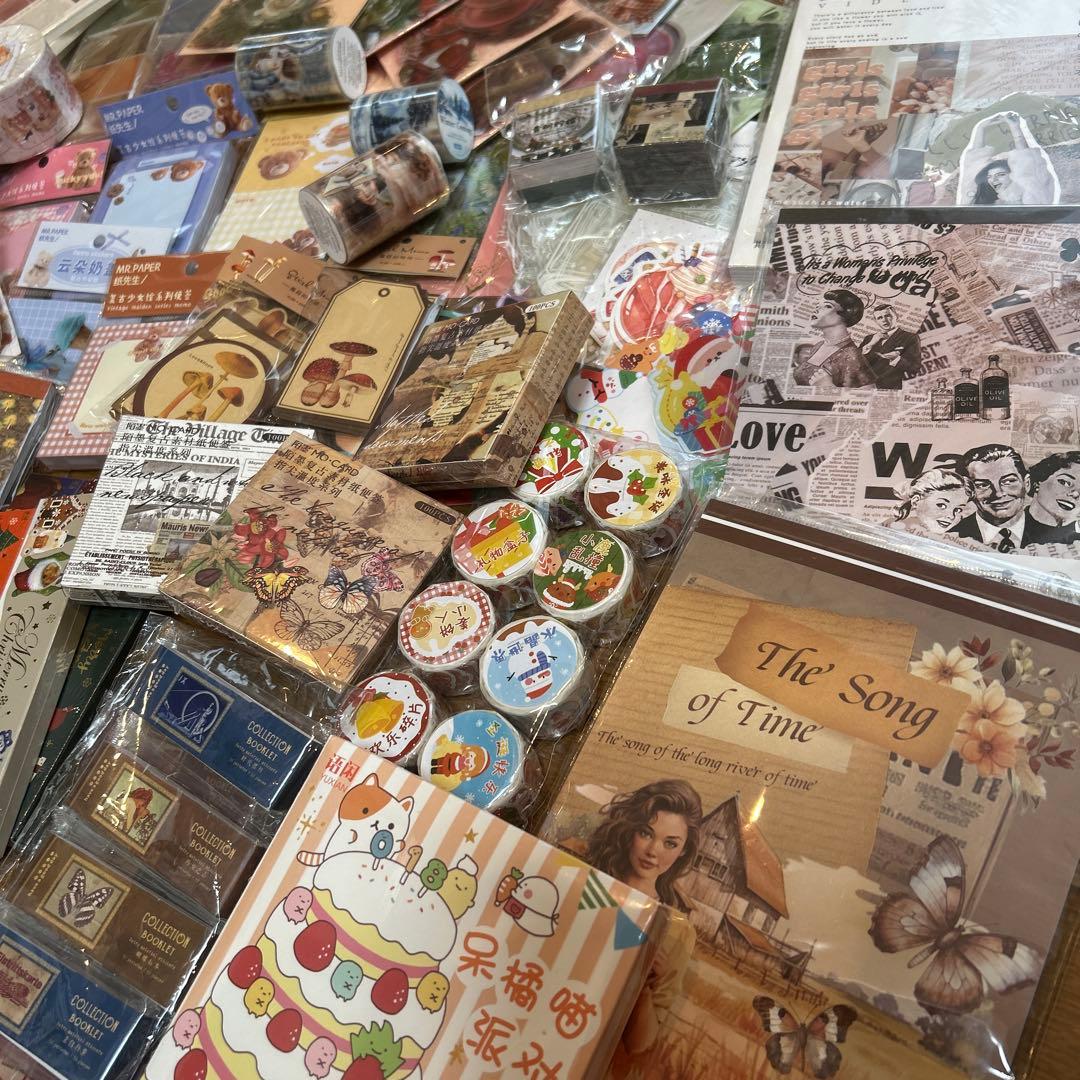 ♦️専用の出品♦️海外コラージュ素材紙 大量まとめ3★新品未使用