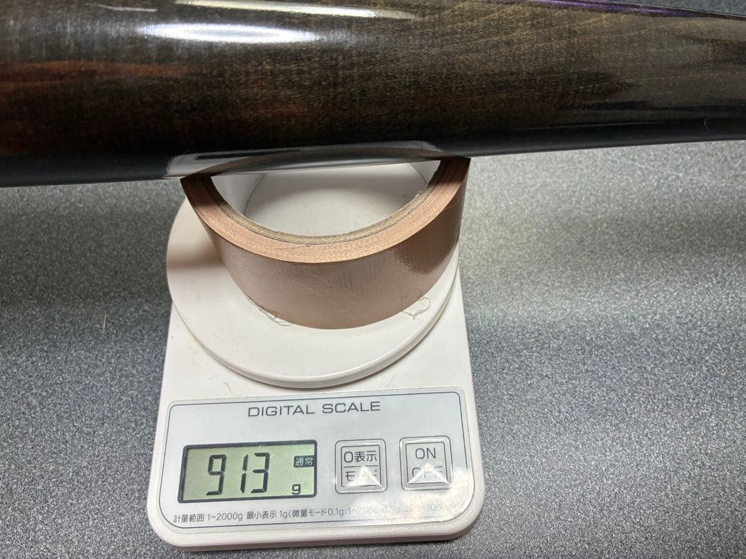 ヤナセ　硬式木製バット　新品未使用　約85cm 約913g