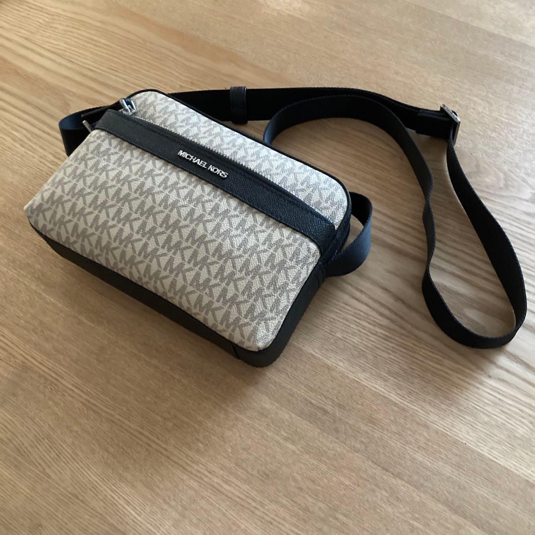 極美品♡マイケルコース♡ショルダーバッグ♡クロスボディ♡ベージュ×ブラック