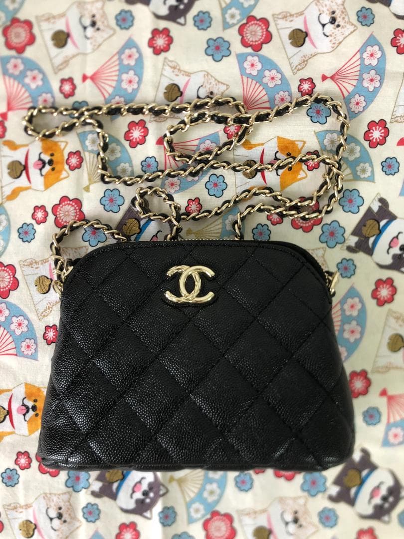 ショルダーバッグ　ノベルティ　ブラック　シェル　バッグ