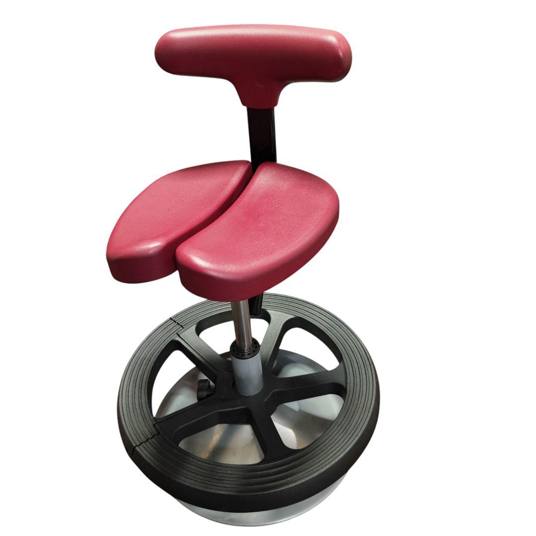 【美品 クッション 足置付】アーユルチェア ルナ 丸ベースタイプ レッド 赤