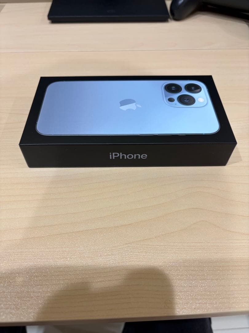 Apple iPhone 13 Pro ブルー本体