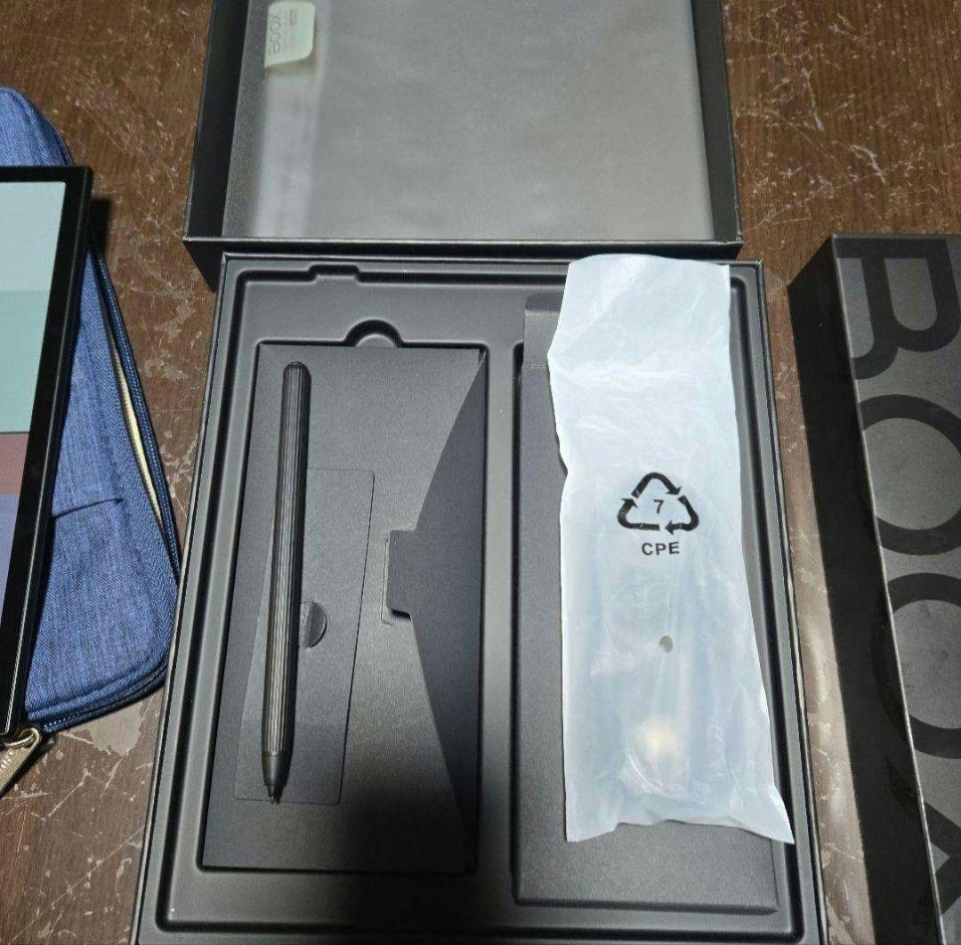 BOOX Note Air3C本体、マイクロSDカード512GB付き