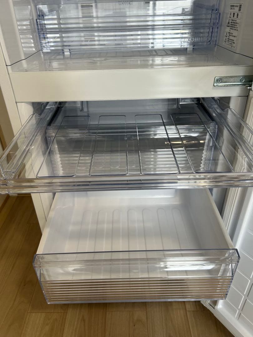 シャープ　ノンフロン冷凍冷蔵庫　SJ-PD28J-W 2023年製