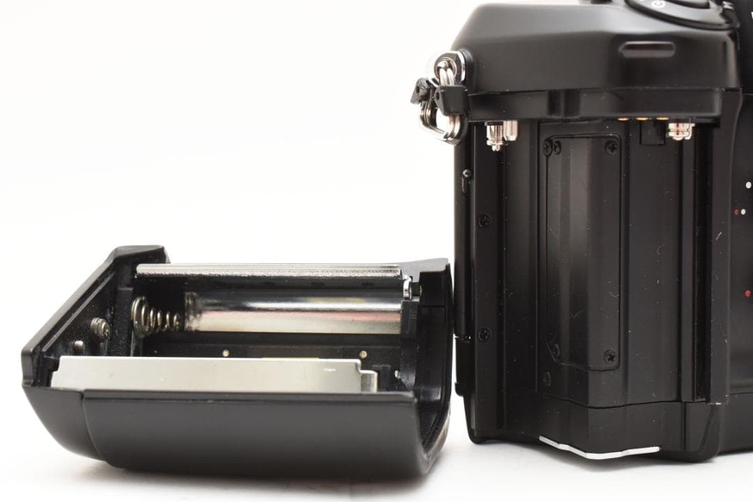 ニコン　Nikon F4 フィルムカメラボディ