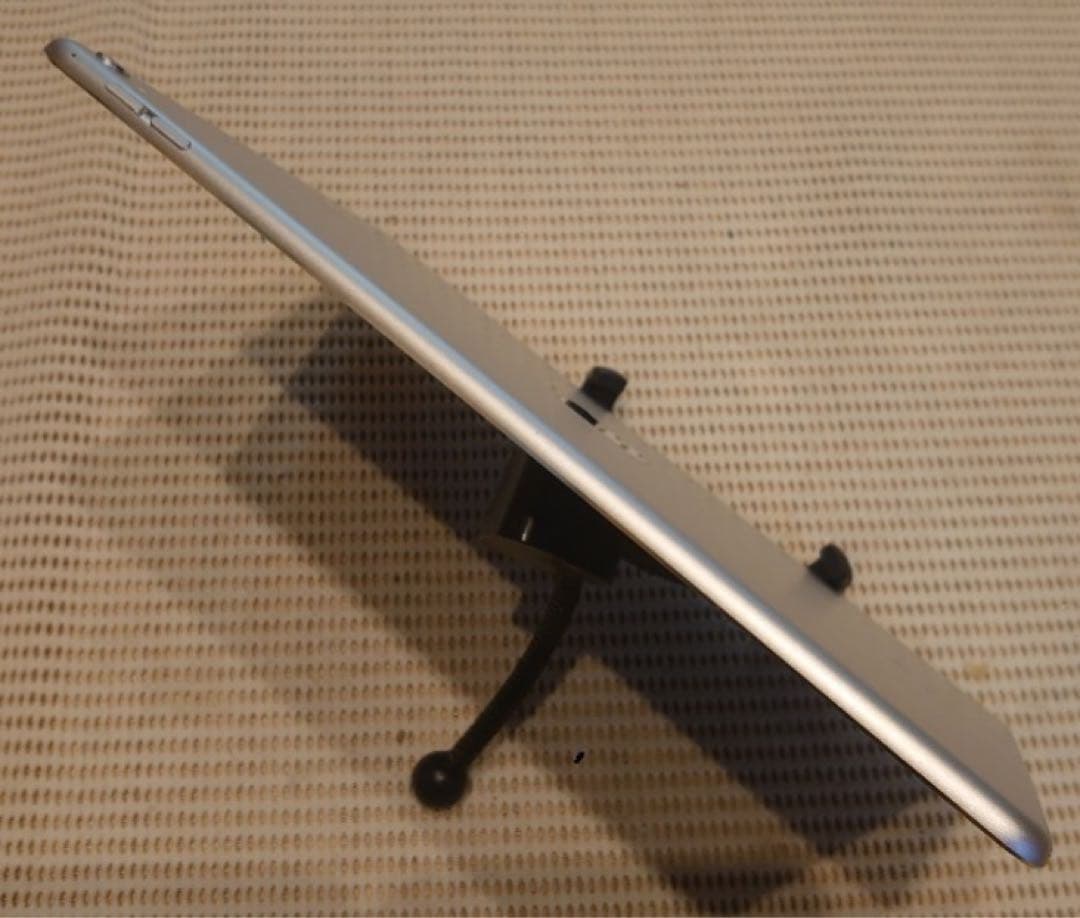 3NXH1完動品iPad Pro9.7インチ(A1673)本体32GB送料込