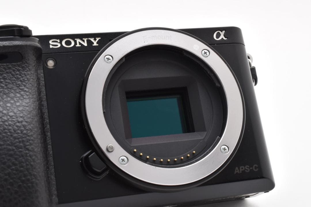 ■ 美品 ■ ソニー　SONY α6000 ボディ