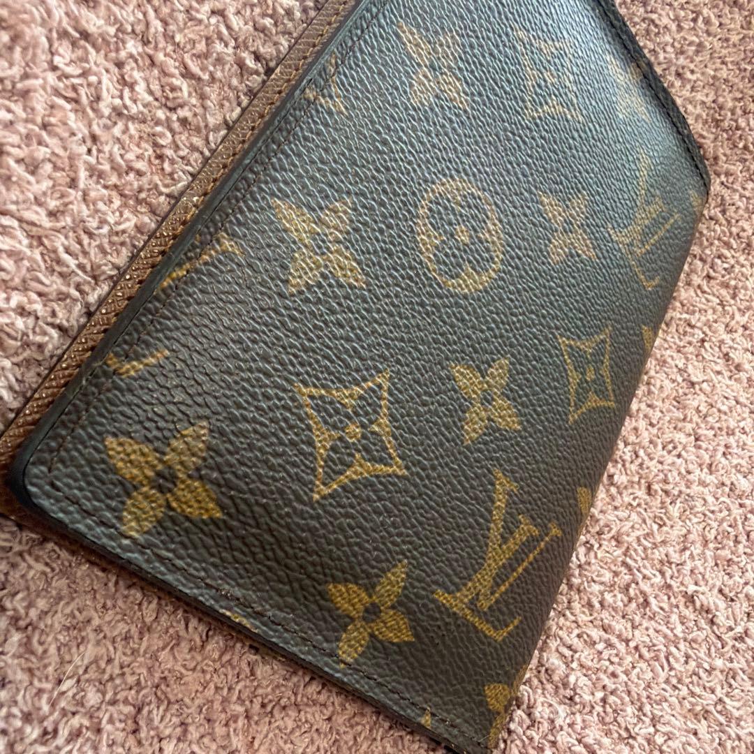 カ*ァ様 ルイヴィトン　パスポートケース