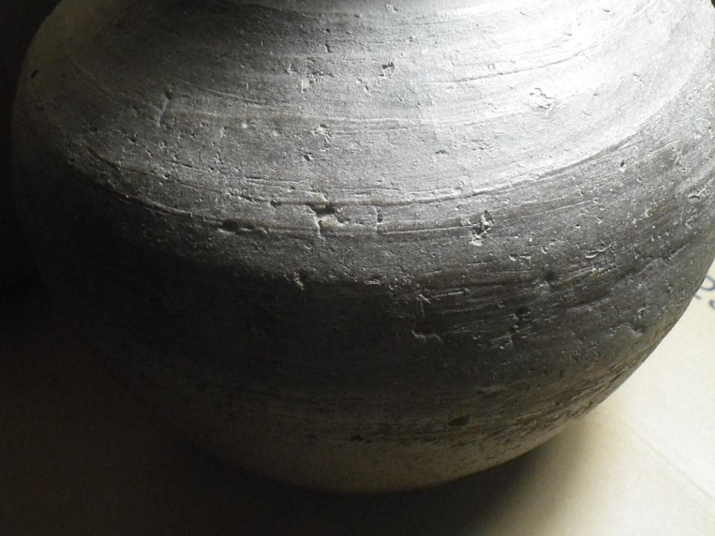 古備前壺　うずくまる 22/12/29