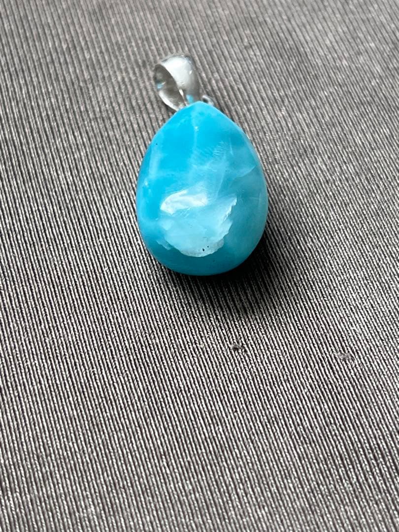 天然石ラリマー☆高品質！ひし型ペンダントトップ☆マリンブルー＆形が美しい！