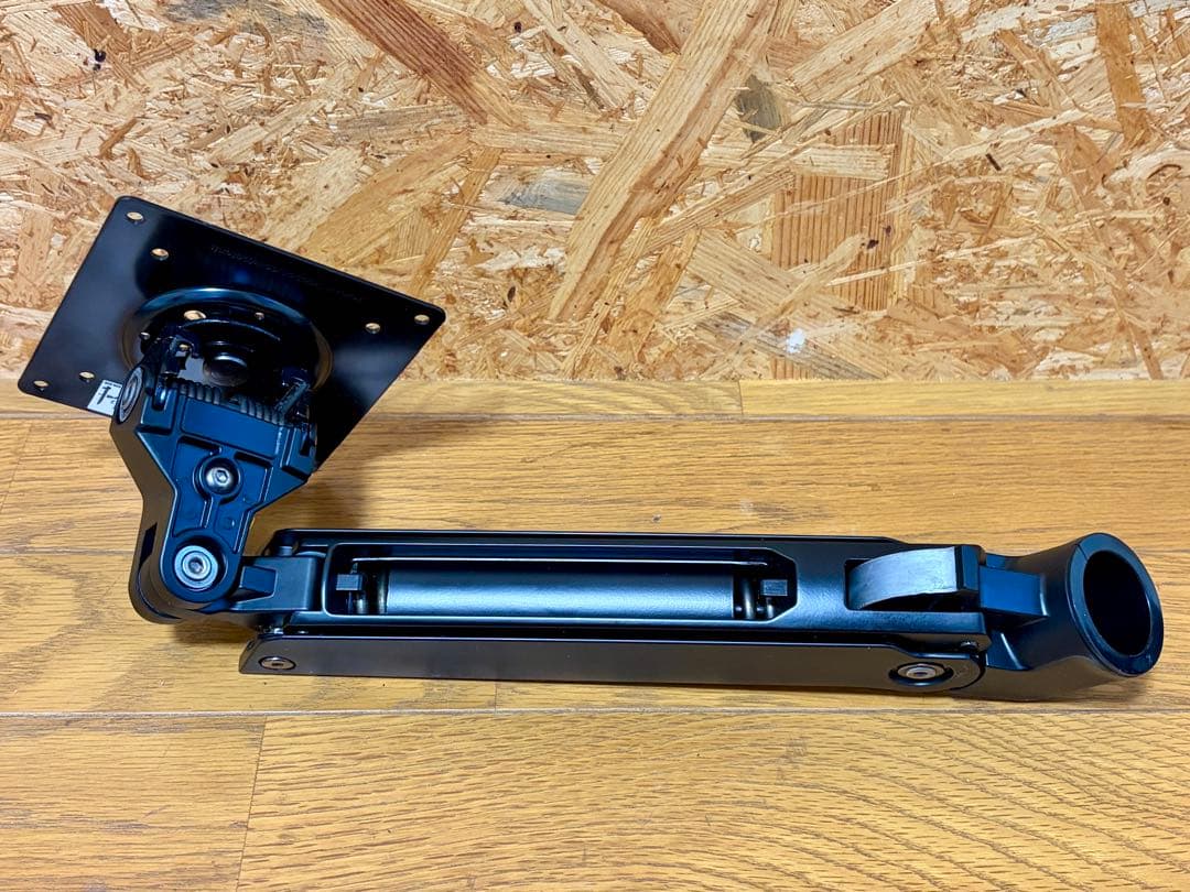 Ergotron エルゴトロン LX モニターアーム (Amazonベーシック)