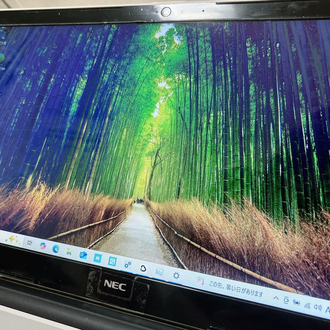 NEC LAVIE ホワイトノートPC