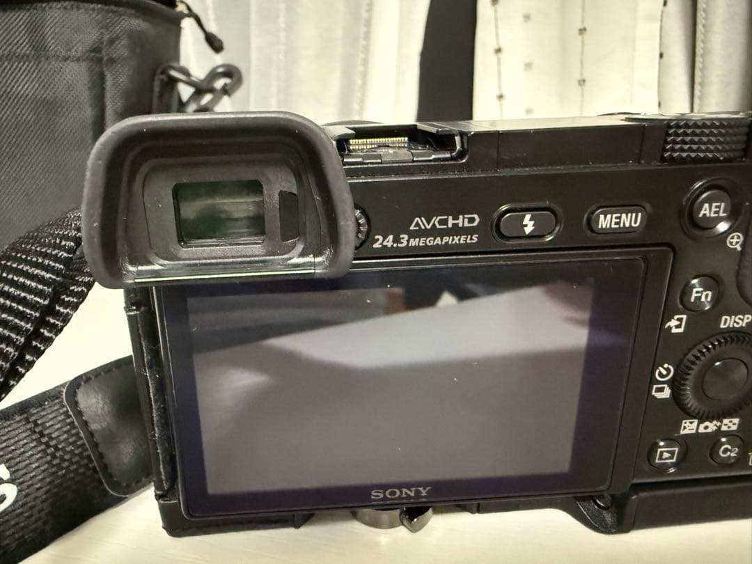 【美品】SONY α6000 ダブルズームレンズキット ブラック 説明書付き