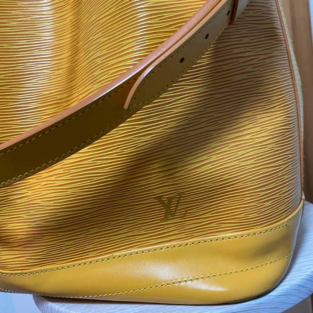 ルイヴィトン LOUIS VUITTON エピ ノエ ワンショル巾着バッグ